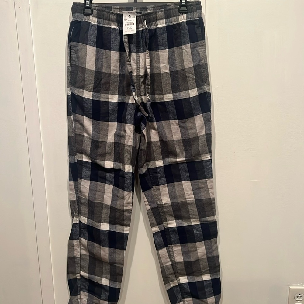 NWT J Crew Factory Men’s flannel Pajama bottoms.